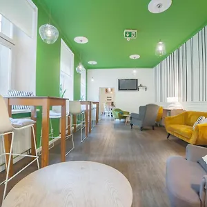 Dizzy Daisy Hostel Kraków